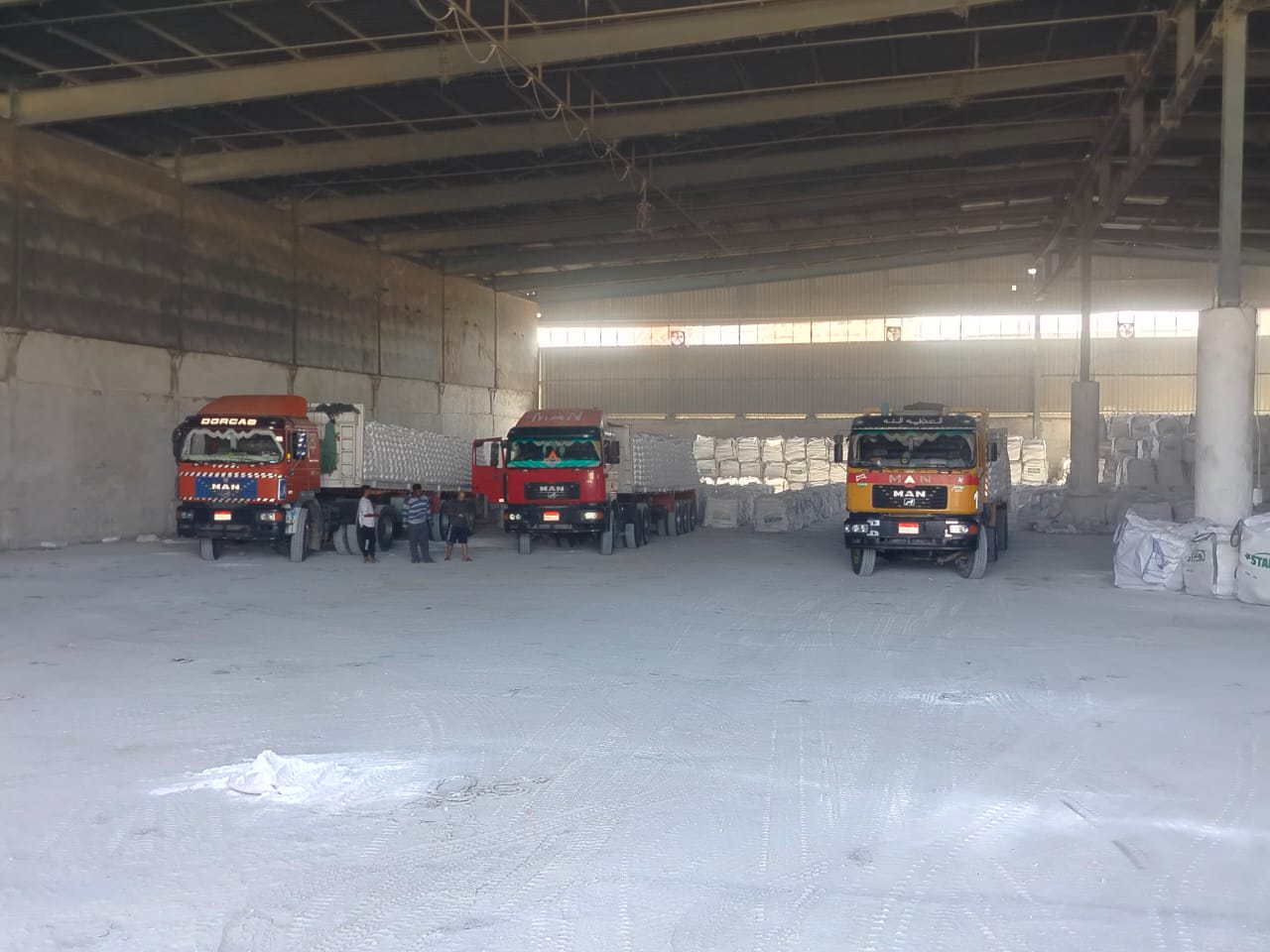 تعبئة وتخزين وشحن جبس معبأ - StarTrans Logistics