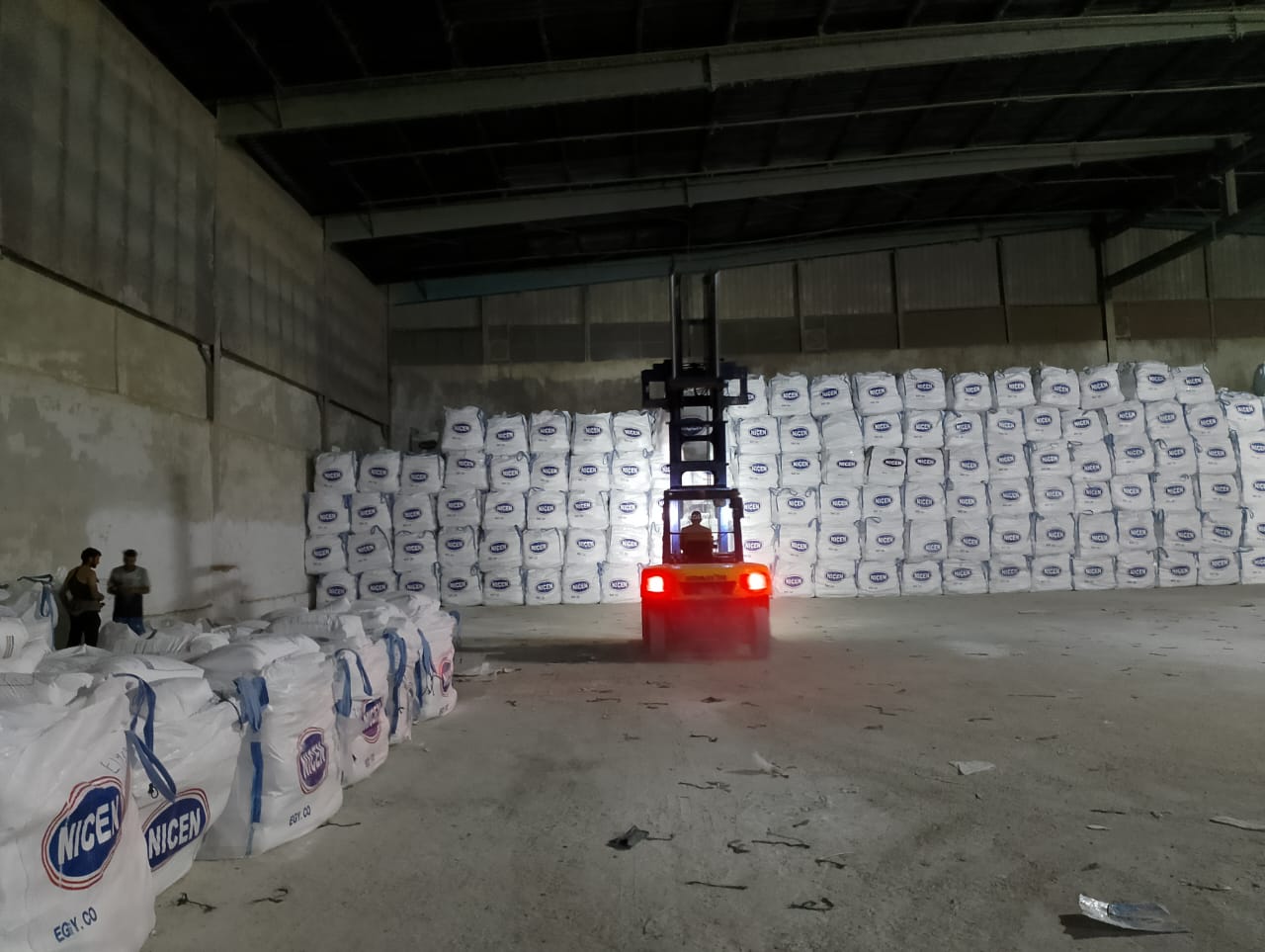 تعبئة وتخزين وشحن جبس معبأ - StarTrans Logistics