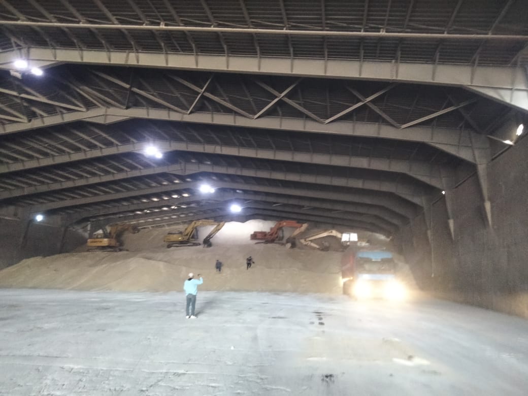 تفريغ وتخزين سكر خام - StarTrans Logistics